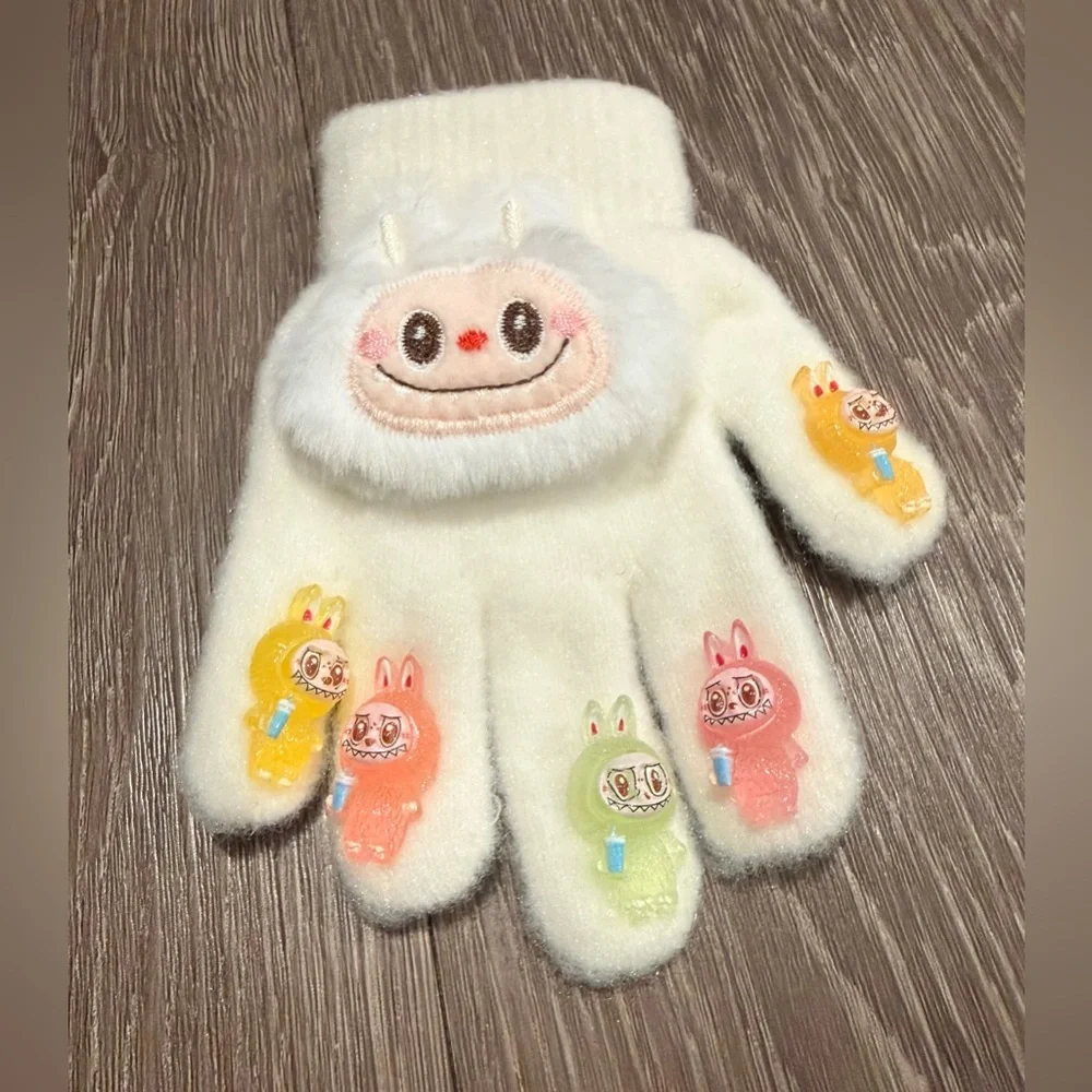 Labubu glow-in-the-dark knitted gloves.